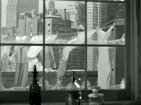 Barbara-Stanwyck-Christmas-in-Connecticut-NYC-apartment