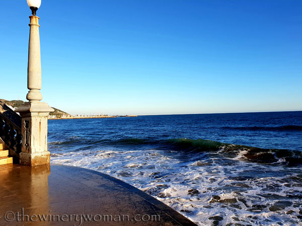 beach_sitges12_1.25.19_tww