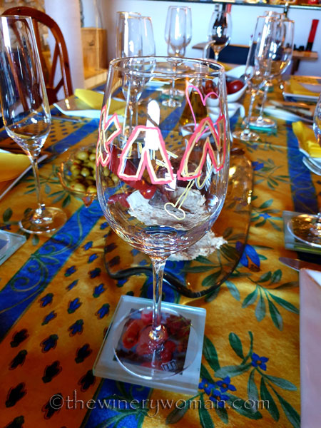 Amigos_Cena4_5.4.19_TWW