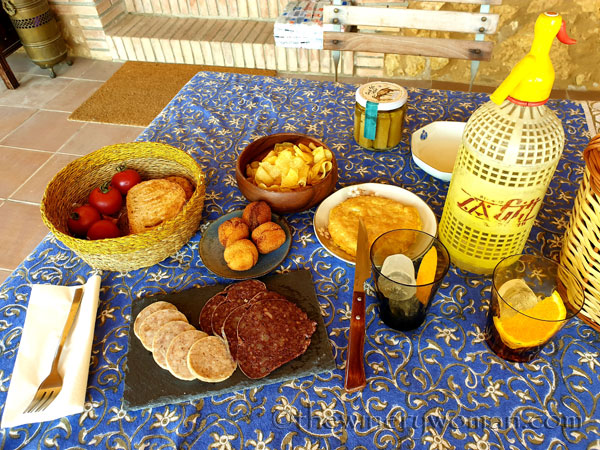 Walk_in_the_vineyard24_6.15.19_TWW