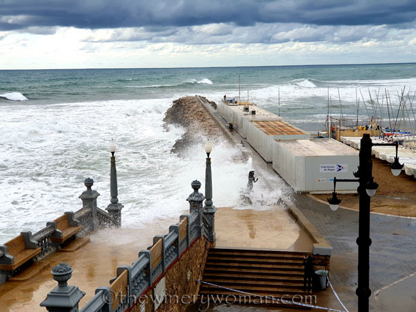 Beach_Sitges4_10.23.19_TWW